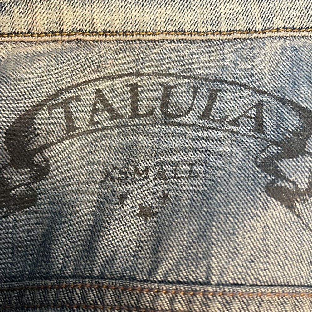 Talula Light Wash Jean Jacket Size X-Small - Picture 10 of 12